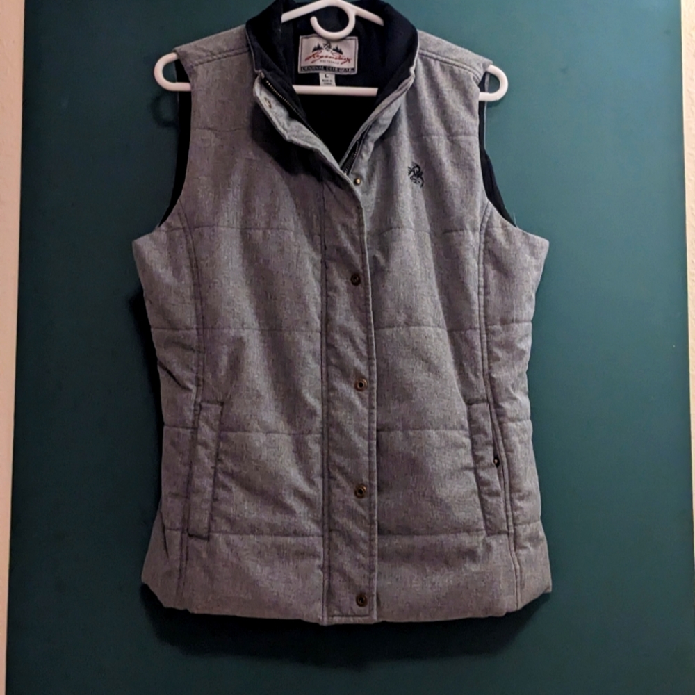 Legendary Whitetails Vest Women's L